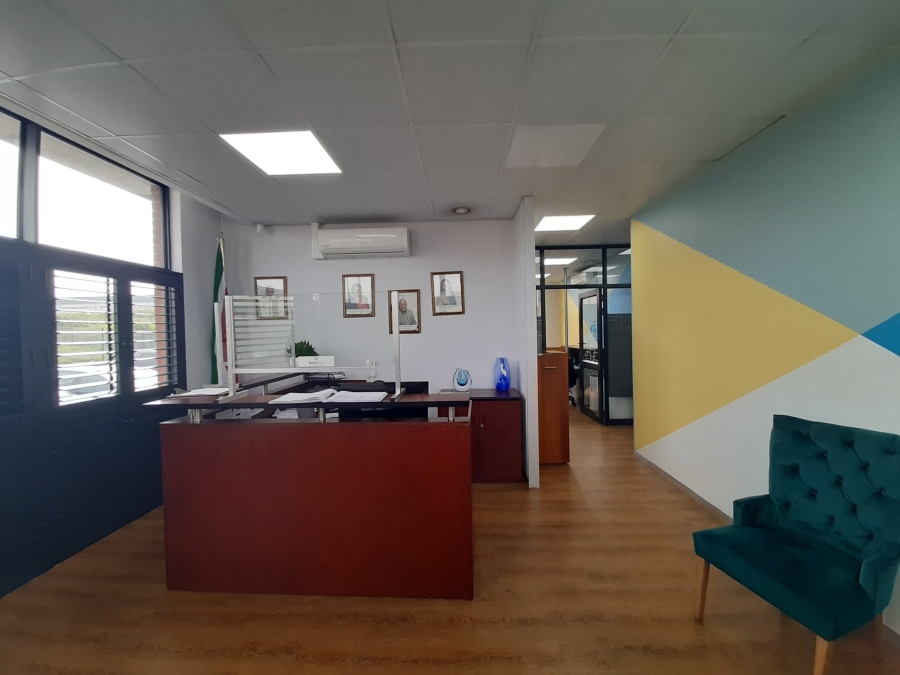 To Let commercial Property for Rent in Quigney Eastern Cape
